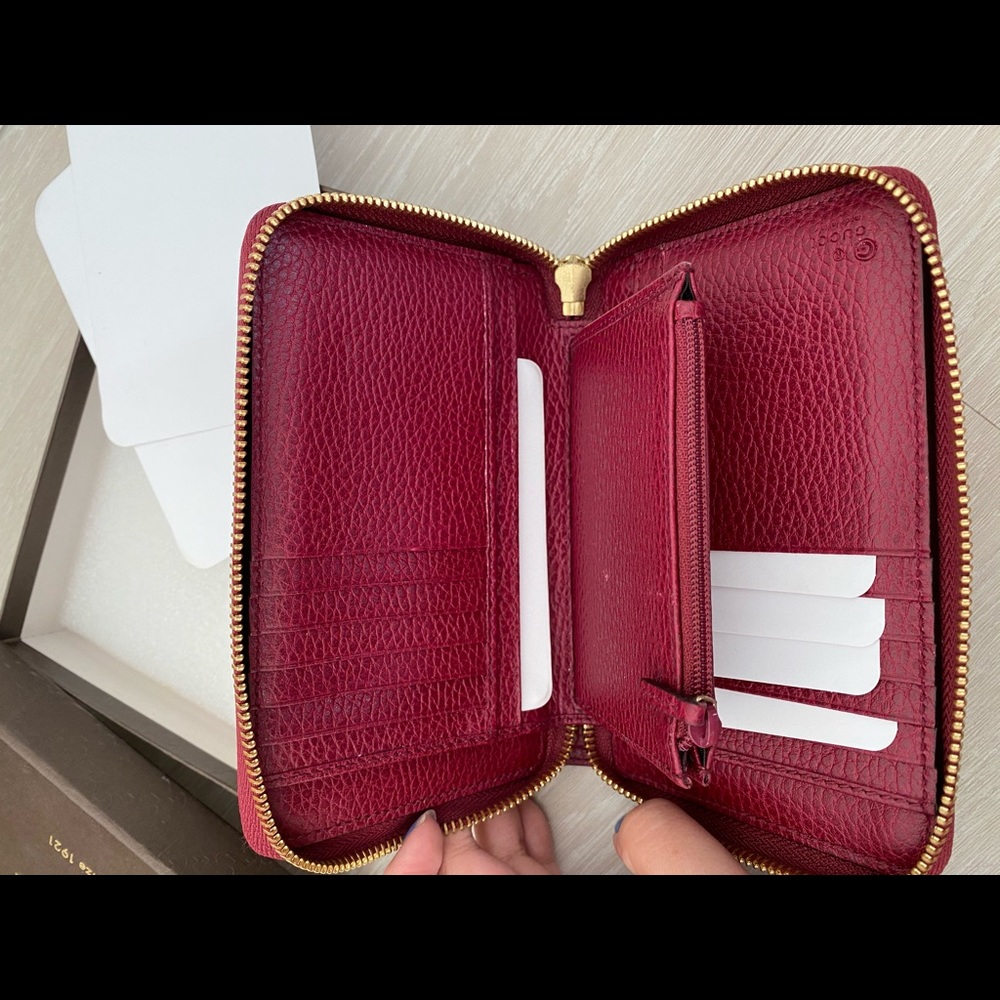 Gucci Wallet - Picture 8 of 8